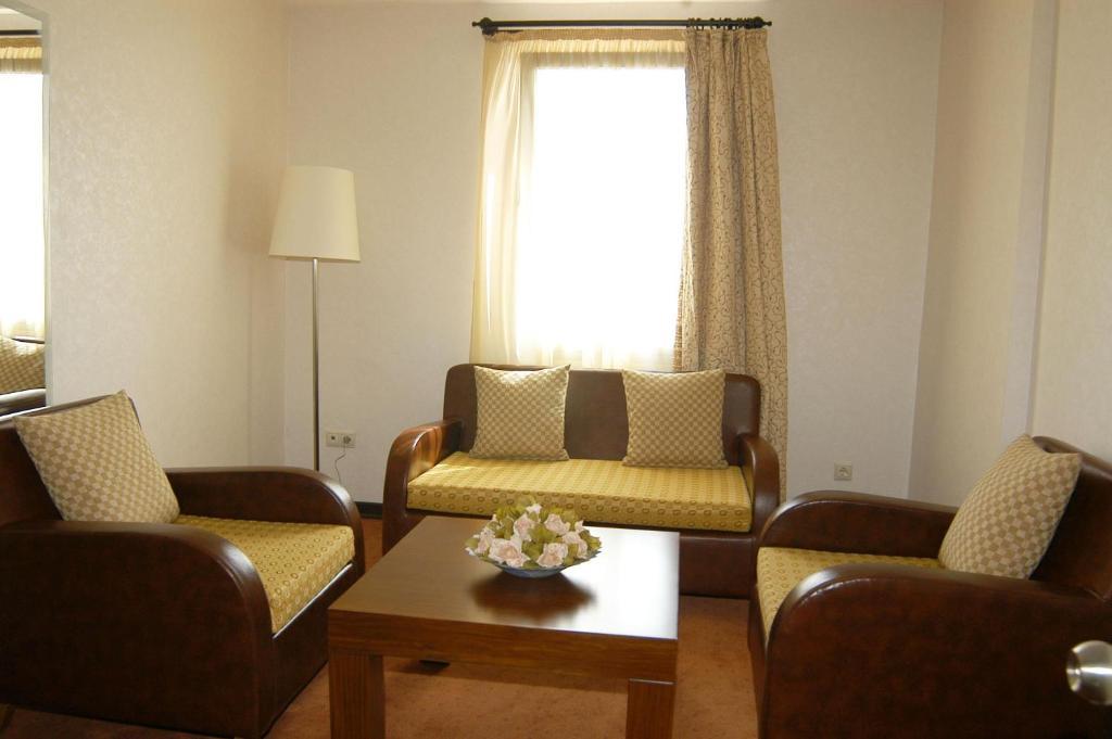 Palmcity Hotel Akhisar Quarto foto